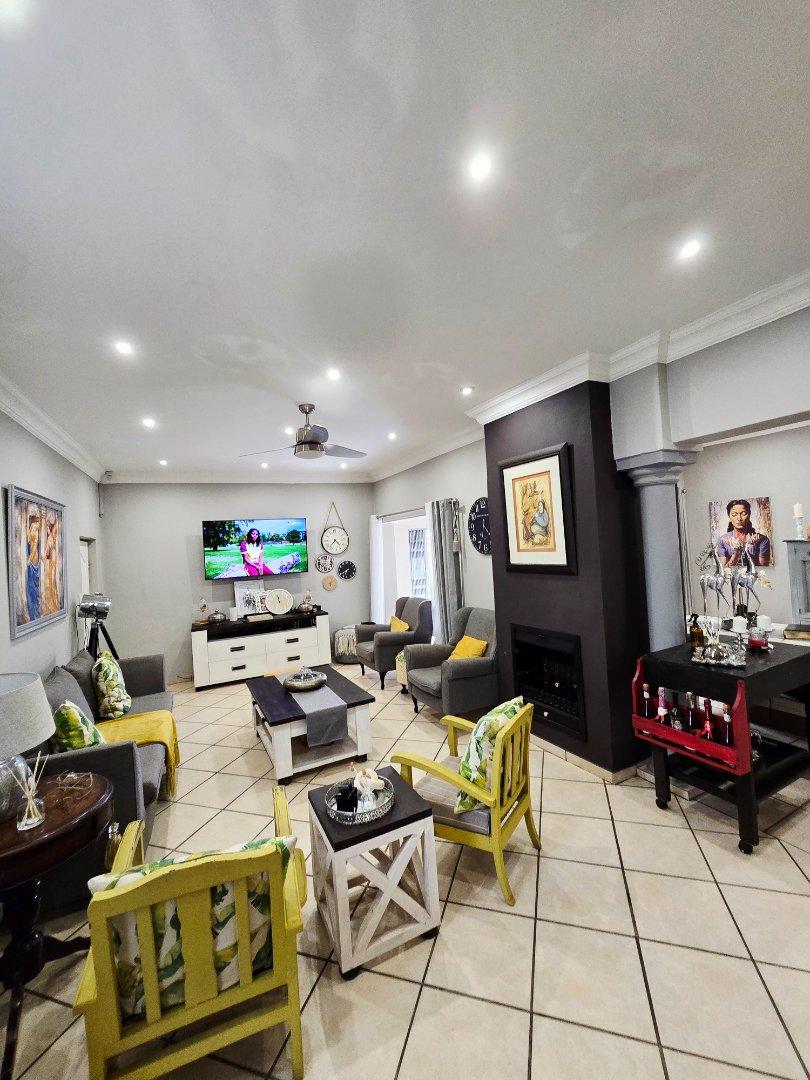 3 Bedroom Property for Sale in Wilkoppies North West